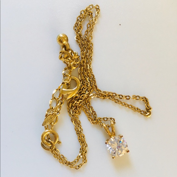 AVON Gold Tone Solitaire Cubic Zirconia Pendant - Picture 4 of 7